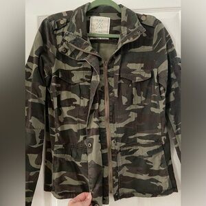 Camo Jacket with bronze hardware Size Large